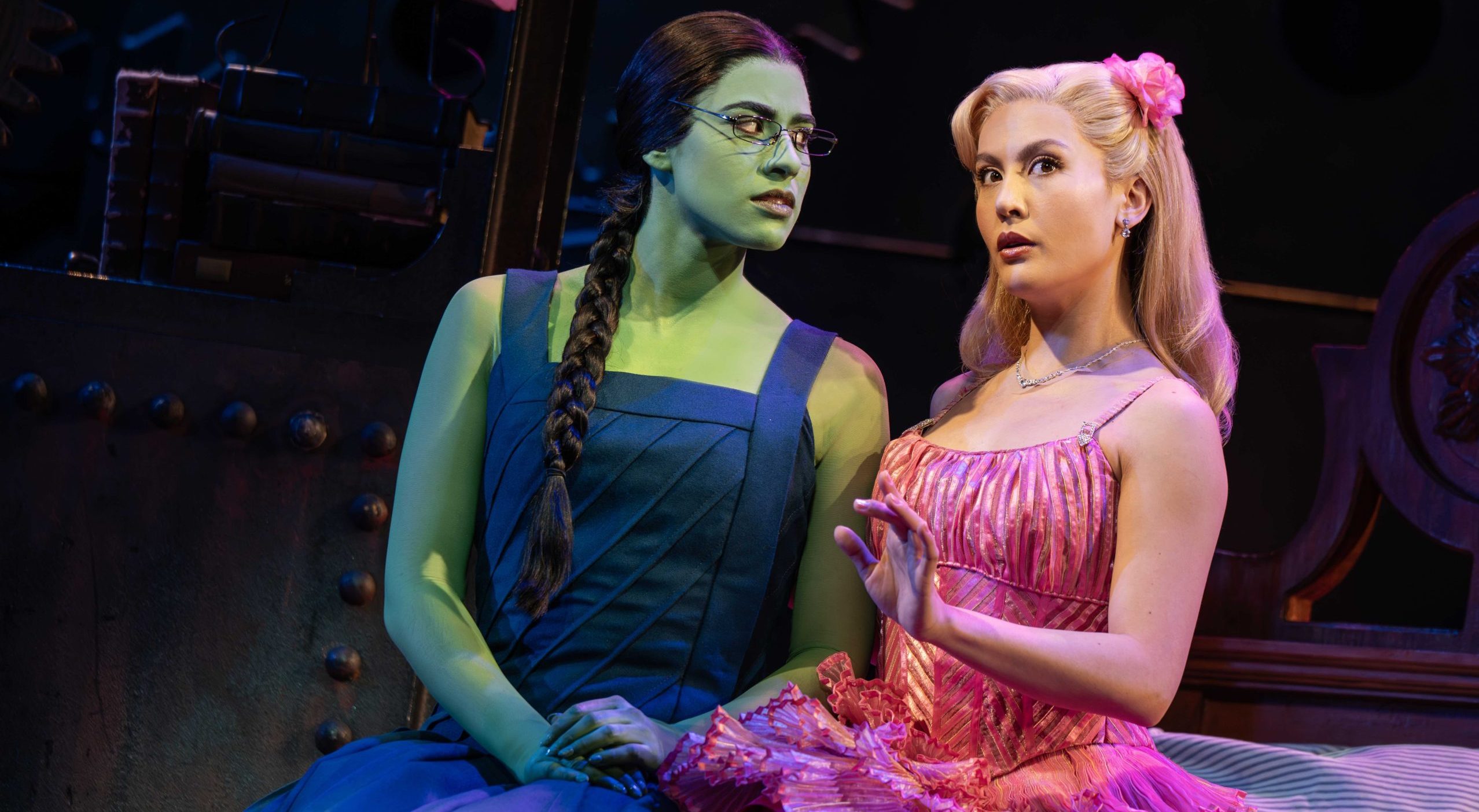 REVIEW | “WICKED”